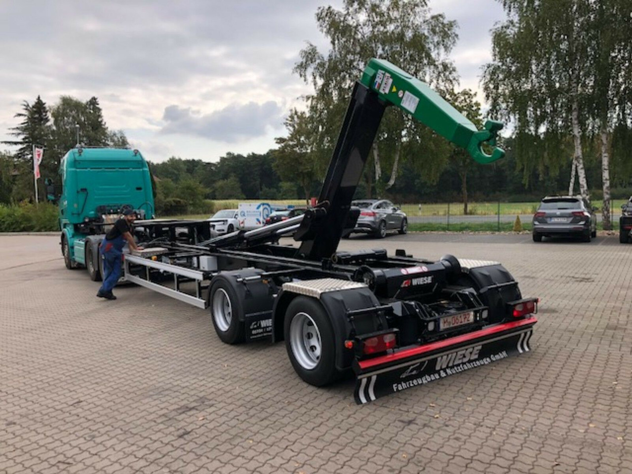 Auflieger Abrollkipper Hakenlift Hooklift - Полуприцеп-контейнеровоз/ Сменный кузов: фото 4 Auflieger Abrollkipper Hakenlift Hooklift - Полуприцеп-контейнеровоз/ Сменный кузов: фото 4