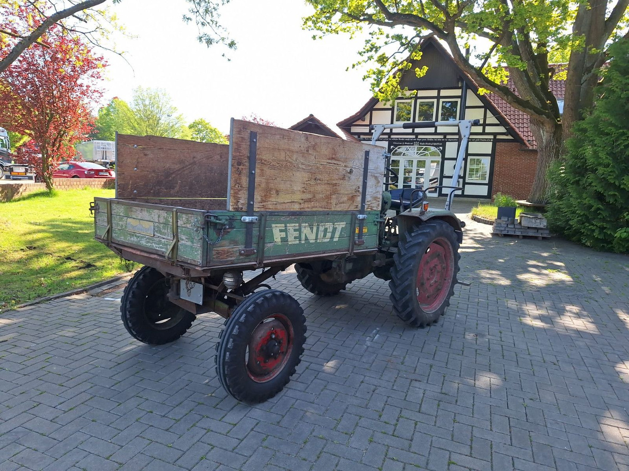 Fendt F 220 GT Geräteträger - Трактор: фото 1 Fendt F 220 GT Geräteträger - Трактор: фото 1