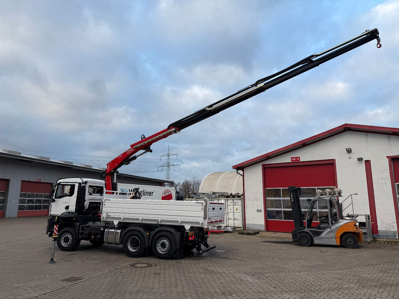 MAN TGS 26.400 6x4 Krankipper Fassi/SOFORT VERFÜGBAR - Грузовик, Автоманипулятор: фото 3 MAN TGS 26.400 6x4 Krankipper Fassi/SOFORT VERFÜGBAR - Грузовик, Автоманипулятор: фото 3