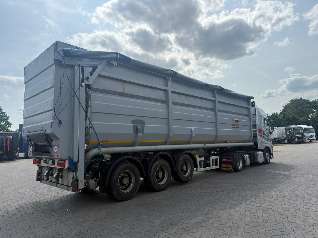 Kotte Kombiauflieger für Gülle und Schüttgut - Полуприцеп-цистерна: фото 3 Kotte Kombiauflieger für Gülle und Schüttgut - Полуприцеп-цистерна: фото 3
