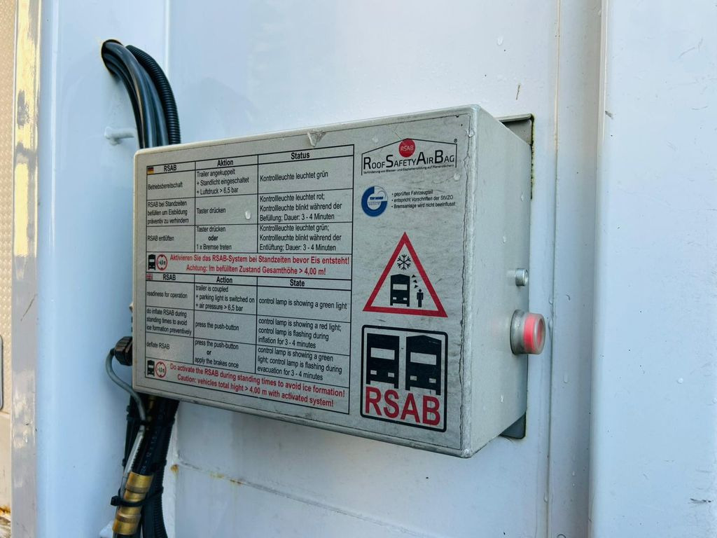 Полуприцеп бортовой/ Платформа Mega Gabelstaplertransporter Ladebordwand9t Mega Gabelstaplertransporter Ladebordwand9t: фото 12