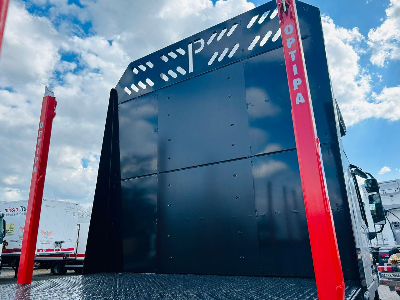 Полуприцеп лесовоз PAVIC 3-Achs Plattform-Auflieger/Leergew. ca. 7,1t: фото 9 Полуприцеп лесовоз PAVIC 3-Achs Plattform-Auflieger/Leergew. ca. 7,1t: фото 9