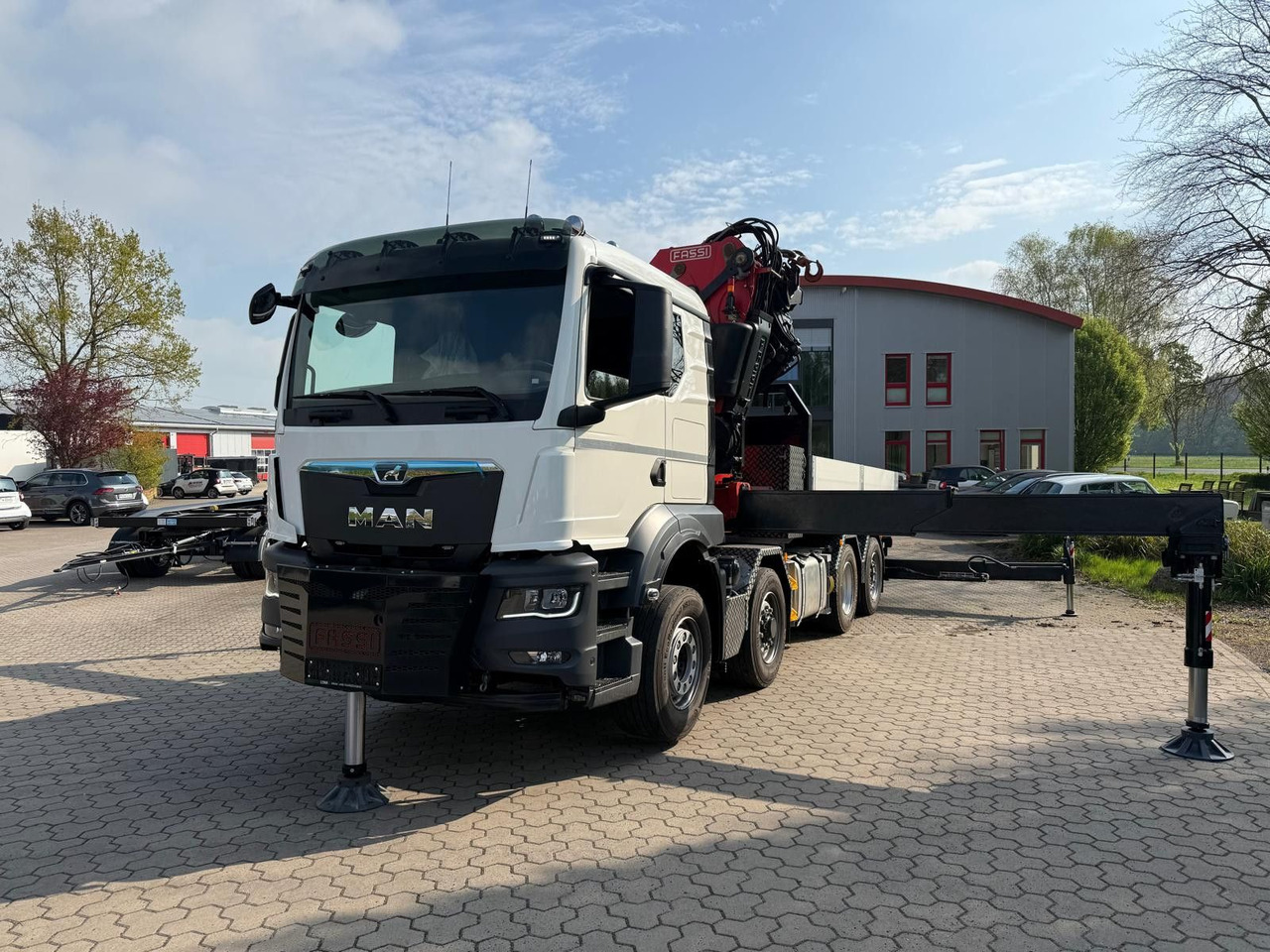 MAN 35.520 8x4 Fassi F800 RA2.28 OHNE ABSTÜTZÜBERWA. - Тягач: фото 5 MAN 35.520 8x4 Fassi F800 RA2.28 OHNE ABSTÜTZÜBERWA. - Тягач: фото 5