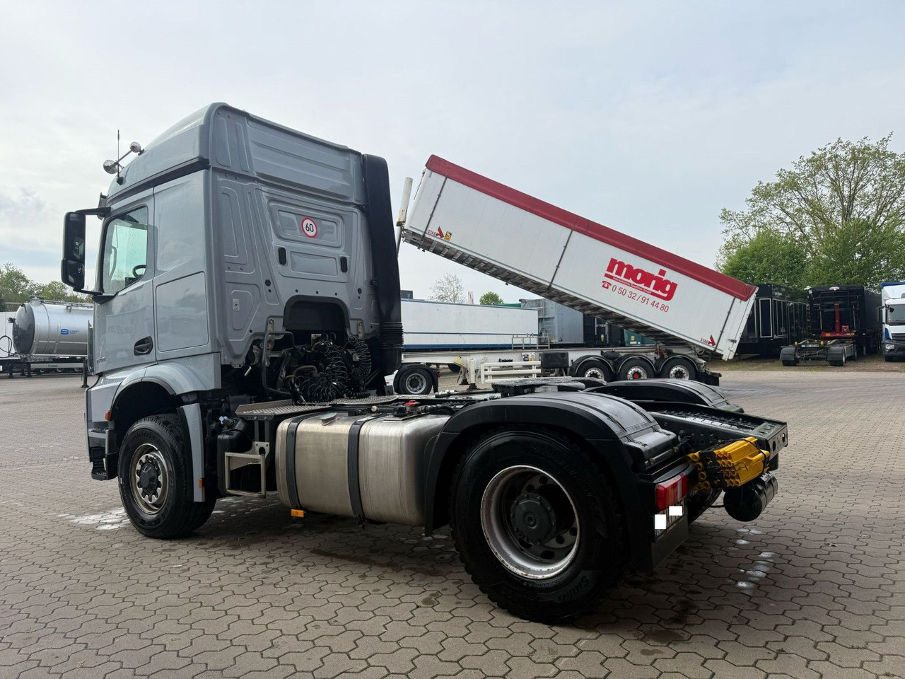 Mercedes-Benz Arocs 1848 4x4 HAD Allrad mit Hydraulik LOF - Тягач: фото 5 Mercedes-Benz Arocs 1848 4x4 HAD Allrad mit Hydraulik LOF - Тягач: фото 5