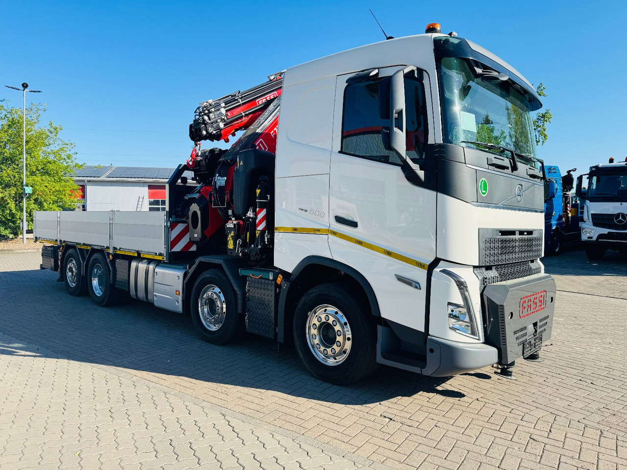 Volvo FH 500 8x2 mit F710RA.2.27 L426 und V20 Winde - Автоманипулятор: фото 2 Volvo FH 500 8x2 mit F710RA.2.27 L426 und V20 Winde - Автоманипулятор: фото 2