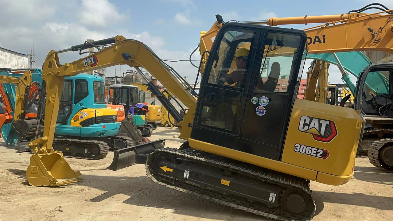 CATERPILLAR 306E2 - Мини-экскаватор: фото 1 CATERPILLAR 306E2 - Мини-экскаватор: фото 1