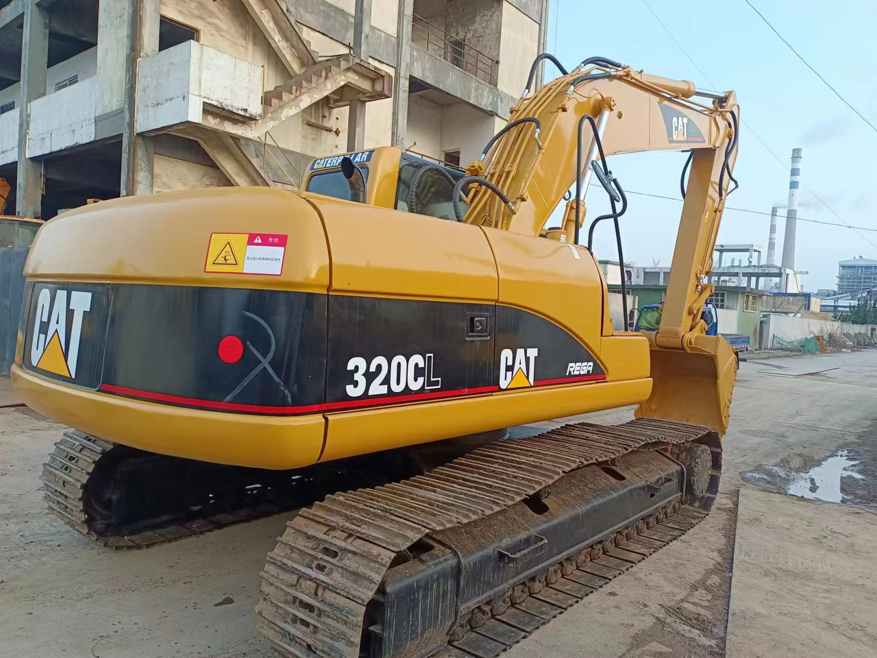 CATERPILLAR 320CL - Гусеничный экскаватор: фото 1 CATERPILLAR 320CL - Гусеничный экскаватор: фото 1