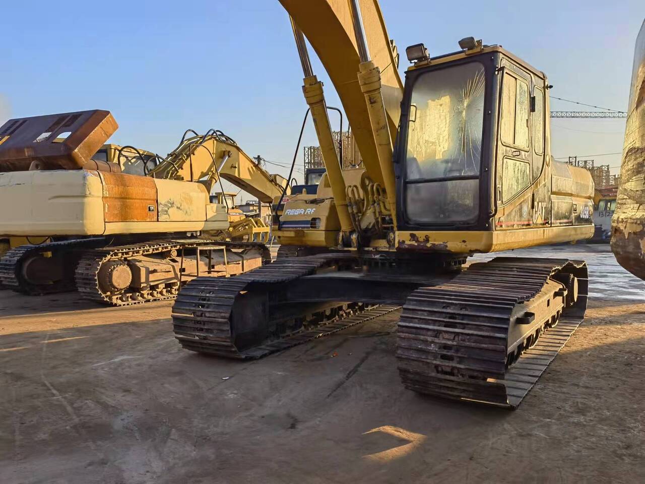 CATERPILLAR 325BL Imported machine - Гусеничный экскаватор: фото 2 CATERPILLAR 325BL Imported machine - Гусеничный экскаватор: фото 2