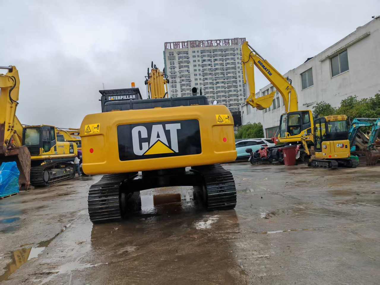 CATERPILLAR 325D - Гусеничный экскаватор: фото 3 CATERPILLAR 325D - Гусеничный экскаватор: фото 3