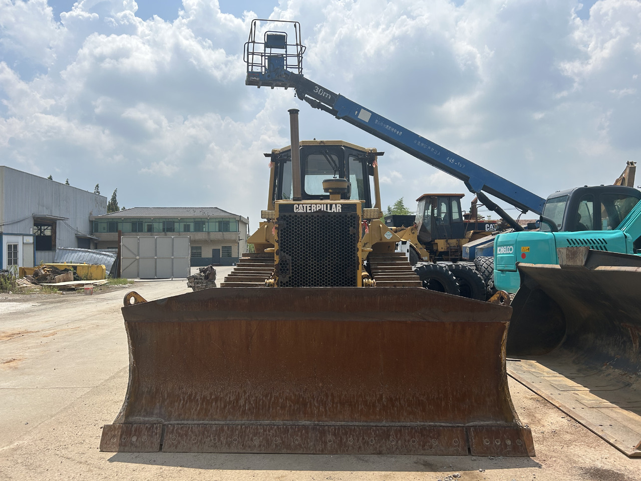 CATERPILLAR D6M XL - Бульдозер: фото 3 CATERPILLAR D6M XL - Бульдозер: фото 3