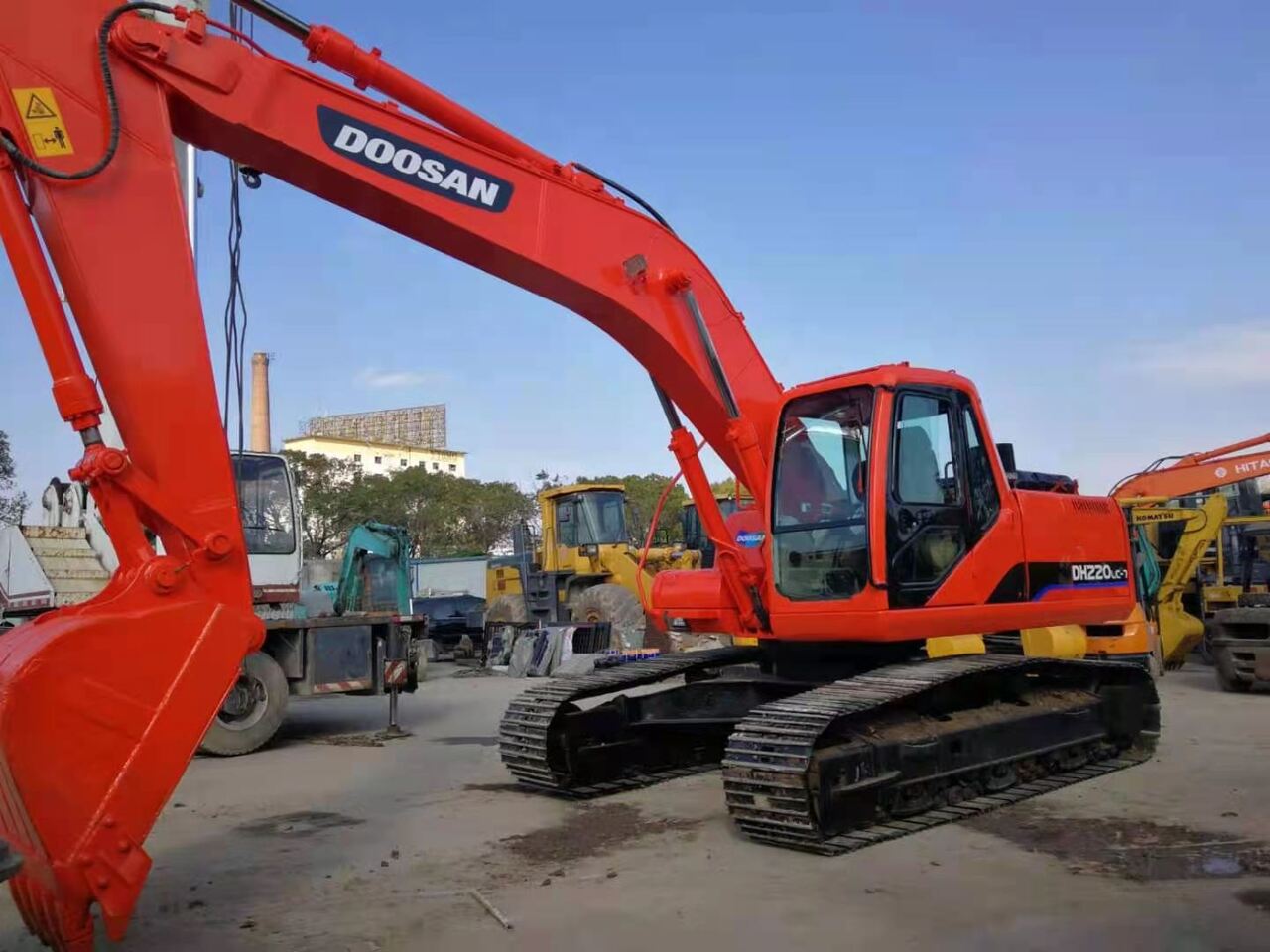 DOOSAN DH220LC - Гусеничный экскаватор: фото 4 DOOSAN DH220LC - Гусеничный экскаватор: фото 4