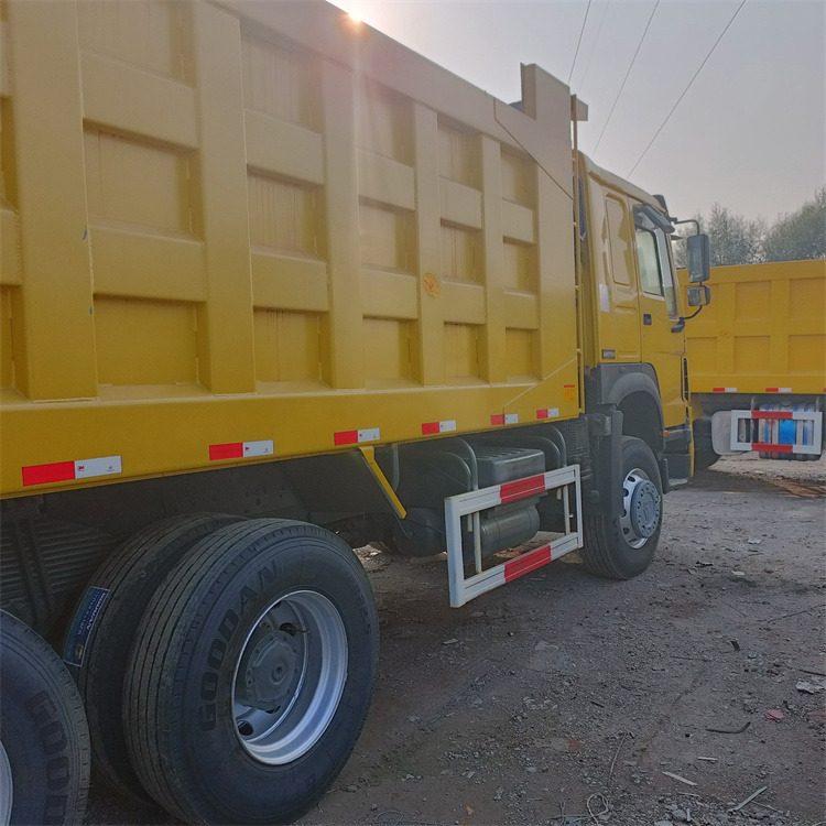 Самосвал HOWO 6x4 375 -yellow Tipper: фото 10