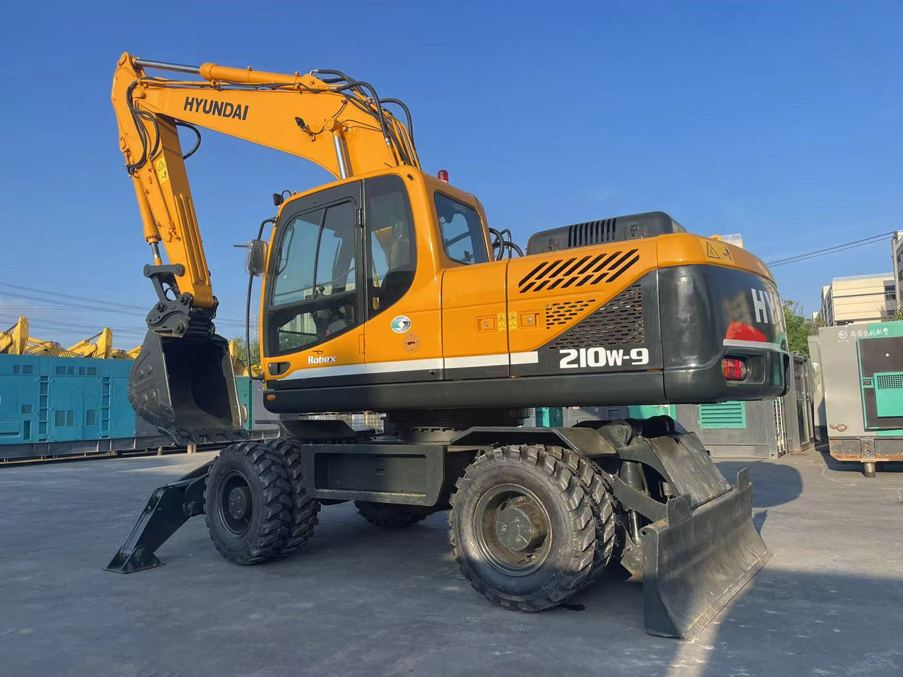 Hyundai R210W-9 - Колёсный экскаватор: фото 5 Hyundai R210W-9 - Колёсный экскаватор: фото 5