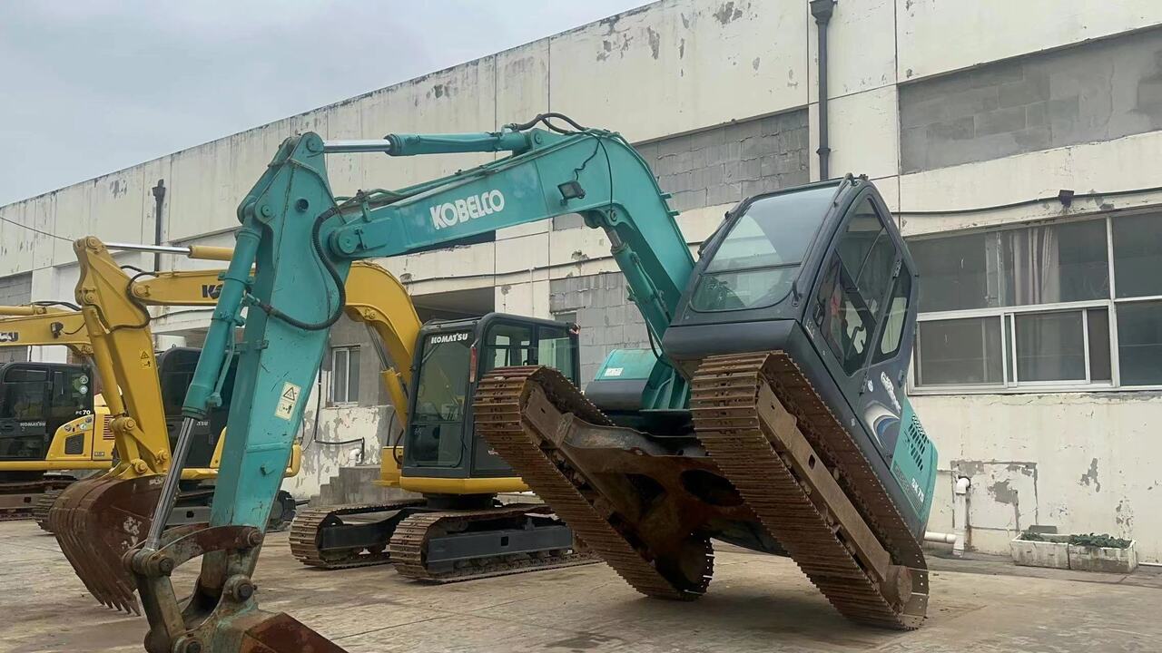 KOBELCO SK75 - Мини-экскаватор: фото 3 KOBELCO SK75 - Мини-экскаватор: фото 3