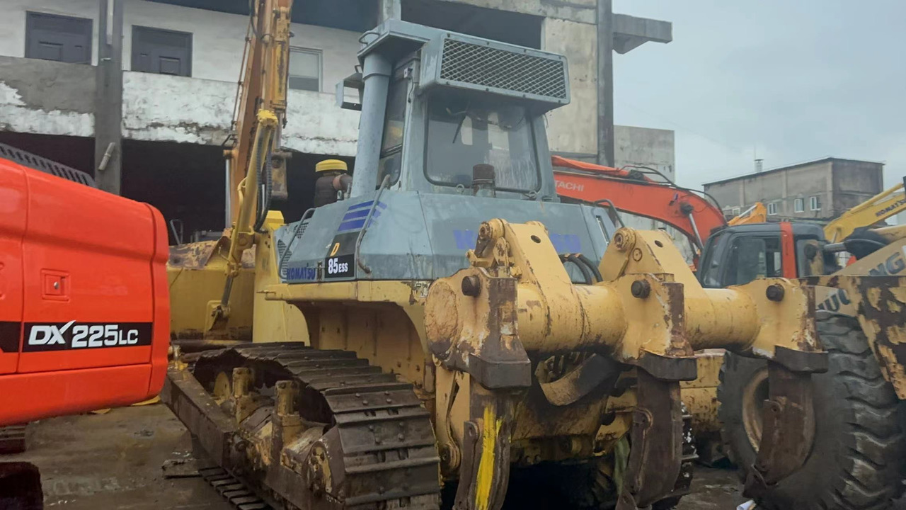 KOMATSU D85 - Бульдозер: фото 3 KOMATSU D85 - Бульдозер: фото 3