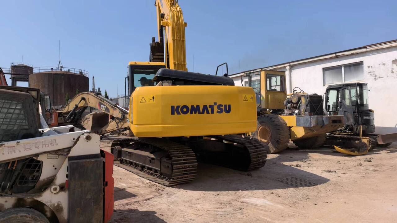 KOMATSU PC200-7 - Гусеничный экскаватор: фото 5 KOMATSU PC200-7 - Гусеничный экскаватор: фото 5