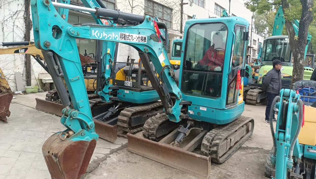 KUBOTA U-30 - Мини-экскаватор: фото 1 KUBOTA U-30 - Мини-экскаватор: фото 1