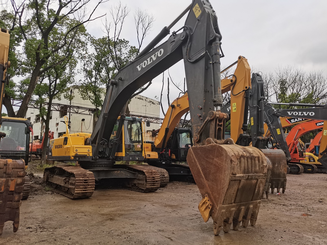 VOLVO EC290BLC - Гусеничный экскаватор: фото 3 VOLVO EC290BLC - Гусеничный экскаватор: фото 3