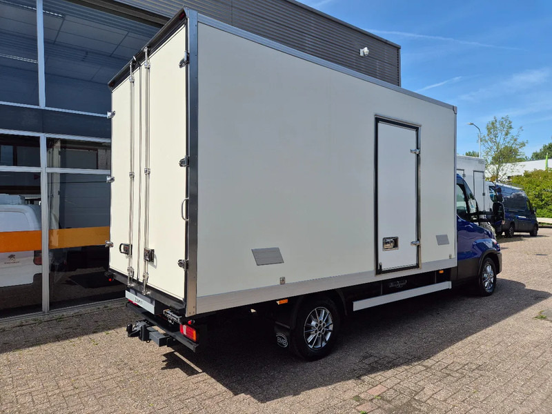 Iveco Daily 35S18 3.0D Koffer/ Xenon/ Airco - Фургон с закрытым кузовом: фото 3 Iveco Daily 35S18 3.0D Koffer/ Xenon/ Airco - Фургон с закрытым кузовом: фото 3