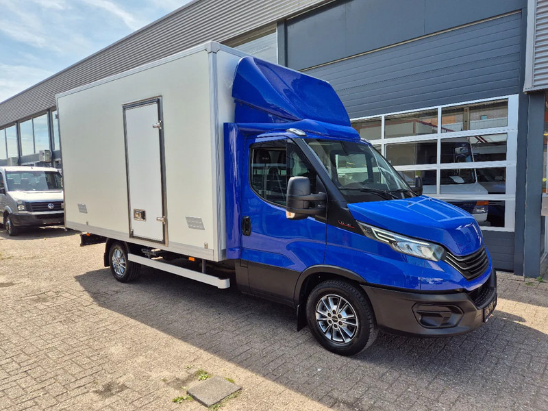Iveco Daily 35S18 3.0D Koffer/ Xenon/ Airco - Фургон с закрытым кузовом: фото 1 Iveco Daily 35S18 3.0D Koffer/ Xenon/ Airco - Фургон с закрытым кузовом: фото 1