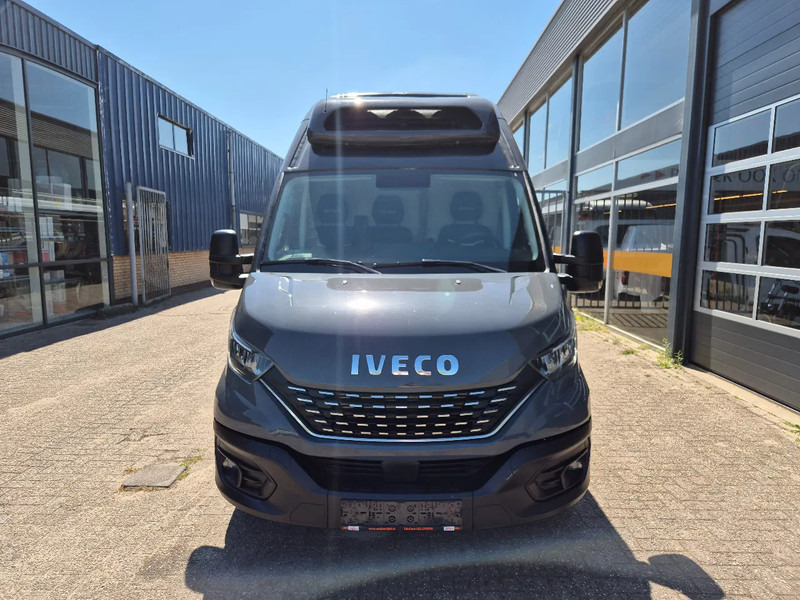 Iveco Daily 35S18 L4H3/ Fleischwagen/ Meattransport/ TK C 450 MAX/ Nr.2 - Фургон-рефрижератор: фото 4 Iveco Daily 35S18 L4H3/ Fleischwagen/ Meattransport/ TK C 450 MAX/ Nr.2 - Фургон-рефрижератор: фото 4
