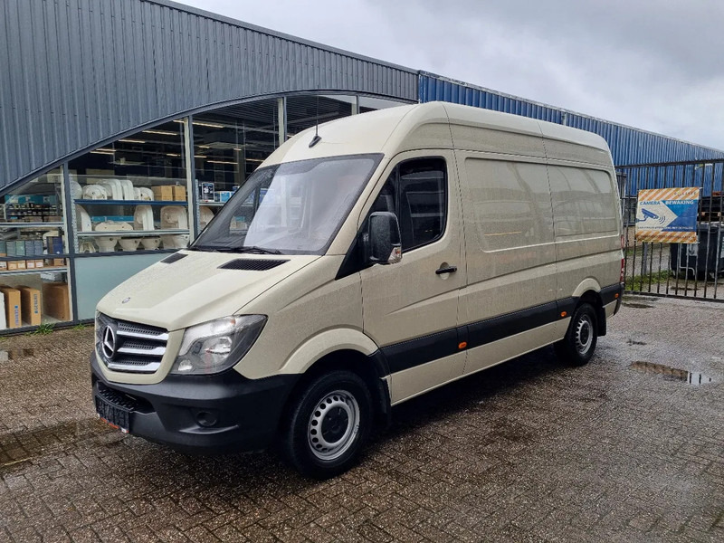 Mercedes-Benz Sprinter 311 CDI L2H2 EURO 6 2.2 CDI RWD - Цельнометаллический фургон: фото 4 Mercedes-Benz Sprinter 311 CDI L2H2 EURO 6 2.2 CDI RWD - Цельнометаллический фургон: фото 4