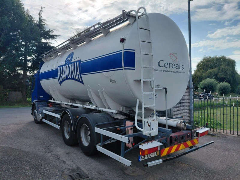 Renault Premium 300 6x2 Silo !!! MECHANIC INJECTORS AND FUEL PUMP !!! - Грузовик-цистерна: фото 3 Renault Premium 300 6x2 Silo !!! MECHANIC INJECTORS AND FUEL PUMP !!! - Грузовик-цистерна: фото 3