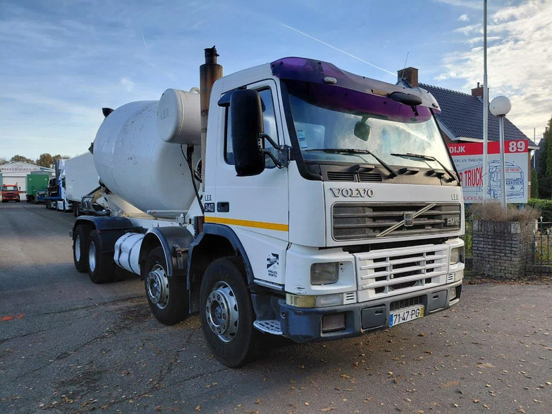 Volvo FM 12.340 8x4 Mixer Steel Suspension - Автобетоносмеситель: фото 2 Volvo FM 12.340 8x4 Mixer Steel Suspension - Автобетоносмеситель: фото 2