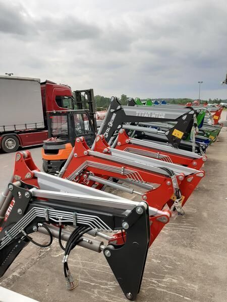 Metal-Technik Frontlader für CASE FARMALL 95A, 105A, 105C / Ładowacz czołowy d - Фронтальный погрузчик для трактора: фото 3 Metal-Technik Frontlader für CASE FARMALL 95A, 105A, 105C / Ładowacz czołowy d - Фронтальный погрузчик для трактора: фото 3