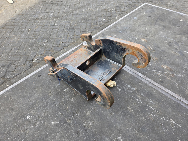 Adaptor plate cw55s verachtert kopplaat cw55s verachtert eurosteel - Сцепное устройство для Строительной техники: фото 4 Adaptor plate cw55s verachtert kopplaat cw55s verachtert eurosteel - Сцепное устройство для Строительной техники: фото 4