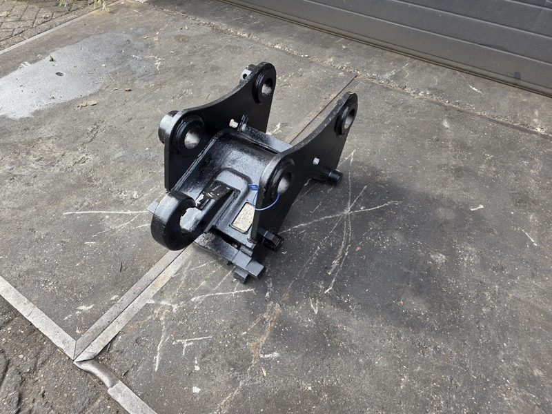 Snelwissel verachtert cw40s cw40s coupler verachtert cw30s cw 40s - Сцепное устройство для Строительной техники: фото 1 Snelwissel verachtert cw40s cw40s coupler verachtert cw30s cw 40s - Сцепное устройство для Строительной техники: фото 1