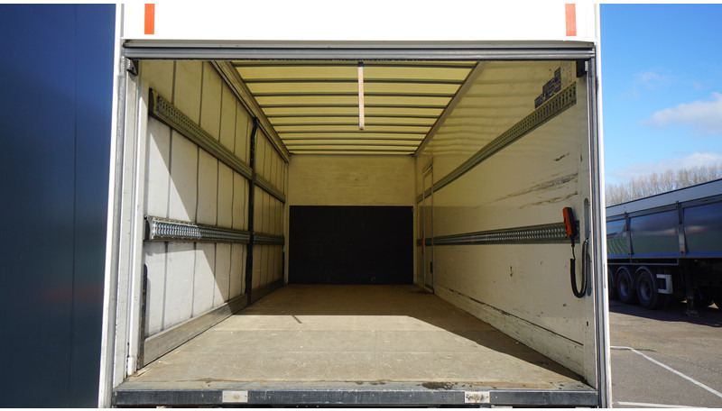 DAF LF 180 CLOSED/CURTAINSIDE 438.000KM - Тентованный грузовик: фото 5 DAF LF 180 CLOSED/CURTAINSIDE 438.000KM - Тентованный грузовик: фото 5