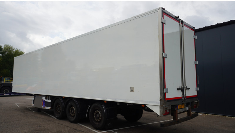 H.T.F. 3 AXLE FRIGO TRAILER - Полуприцеп-рефрижератор: фото 5 H.T.F. 3 AXLE FRIGO TRAILER - Полуприцеп-рефрижератор: фото 5