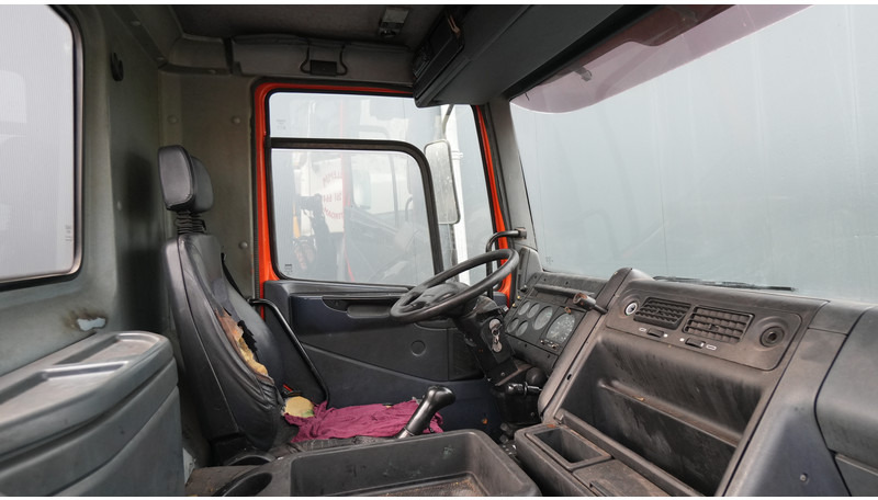 DAF CF 75/280 MANUAL GEARBOX 706.000KM - Тягач: фото 5 DAF CF 75/280 MANUAL GEARBOX 706.000KM - Тягач: фото 5