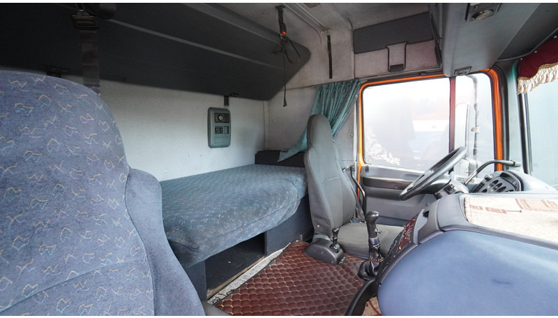 DAF XF 95.380 SC MANUAL GEARBOX - Тягач: фото 5 DAF XF 95.380 SC MANUAL GEARBOX - Тягач: фото 5