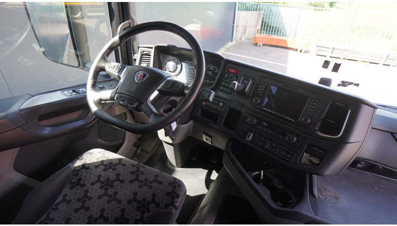 Scania R 410 LNG ADR 831.000KM RETARDER - Тягач: фото 5 Scania R 410 LNG ADR 831.000KM RETARDER - Тягач: фото 5