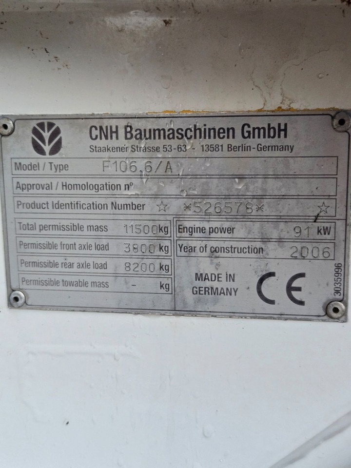 New Holland F106.6 - Грейдер: фото 2 New Holland F106.6 - Грейдер: фото 2