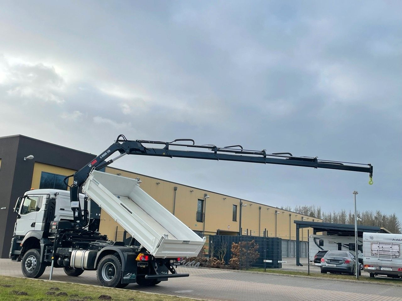 MAN TGS 18.400 TG3 4x4 Euro6e Hiab X-HiDuo 138DS-4 - Самосвал, Автоманипулятор: фото 3 MAN TGS 18.400 TG3 4x4 Euro6e Hiab X-HiDuo 138DS-4 - Самосвал, Автоманипулятор: фото 3