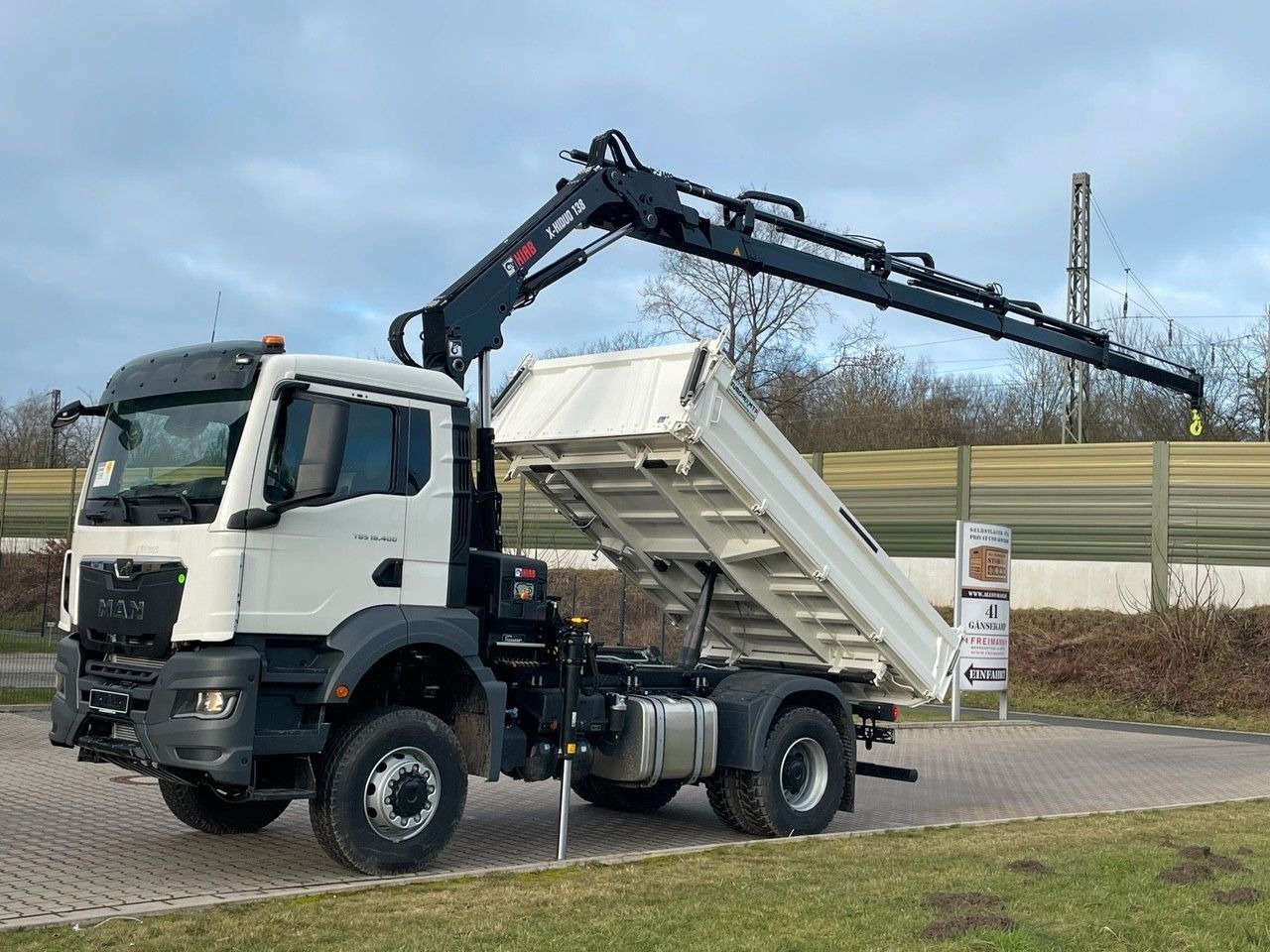 MAN TGS 18.400 TG3 4x4 Euro6e Hiab X-HiDuo 138DS-4 MAN TGS 18.400 TG3 4x4 Euro6e Hiab X-HiDuo 138DS-4 - Самосвал, Автоманипулятор: фото 5 MAN TGS 18.400 TG3 4x4 Euro6e Hiab X-HiDuo 138DS-4 MAN TGS 18.400 TG3 4x4 Euro6e Hiab X-HiDuo 138DS-4 - Самосвал, Автоманипулятор: фото 5
