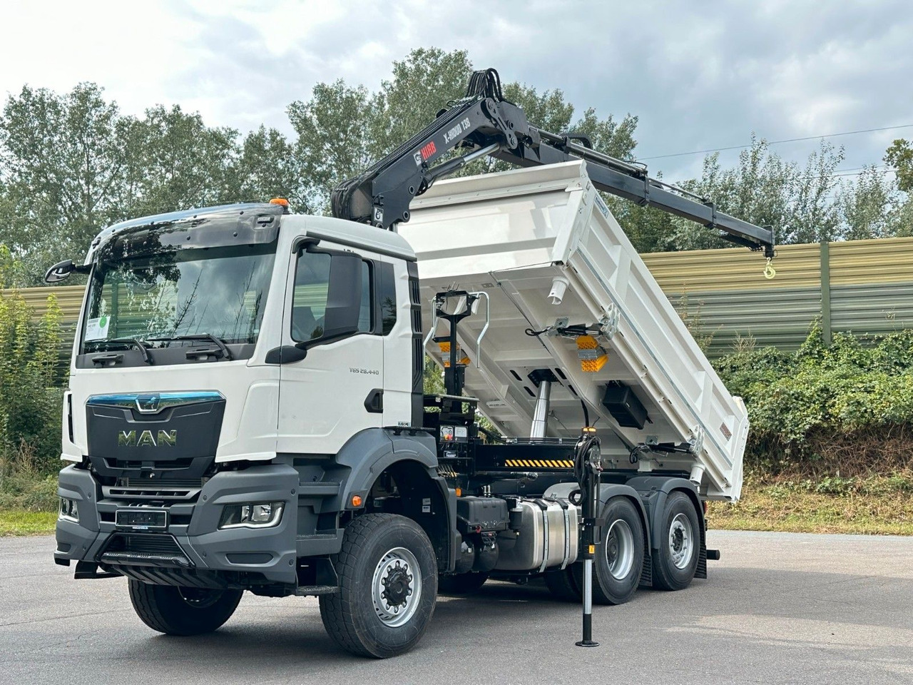 MAN TGS 28.440 6x4-4/3-Seiten- Kipper / Hiab 138-3 - Самосвал, Автоманипулятор: фото 2 MAN TGS 28.440 6x4-4/3-Seiten- Kipper / Hiab 138-3 - Самосвал, Автоманипулятор: фото 2