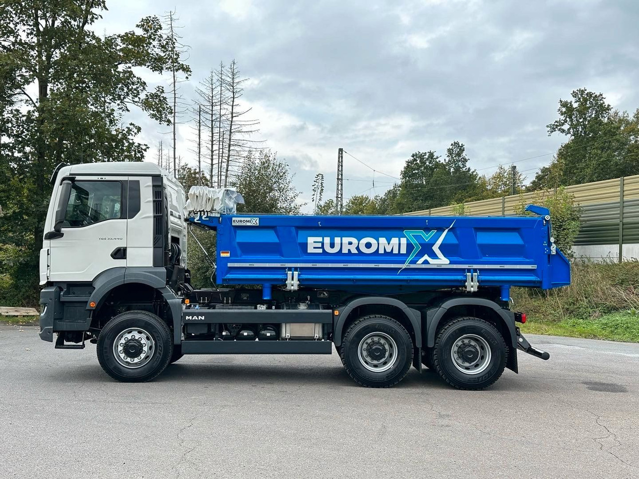 MAN TGS 33.440 6x6 /Euro6 3-Seiten-Kipper EuromixMTP - Самосвал: фото 3 MAN TGS 33.440 6x6 /Euro6 3-Seiten-Kipper EuromixMTP - Самосвал: фото 3