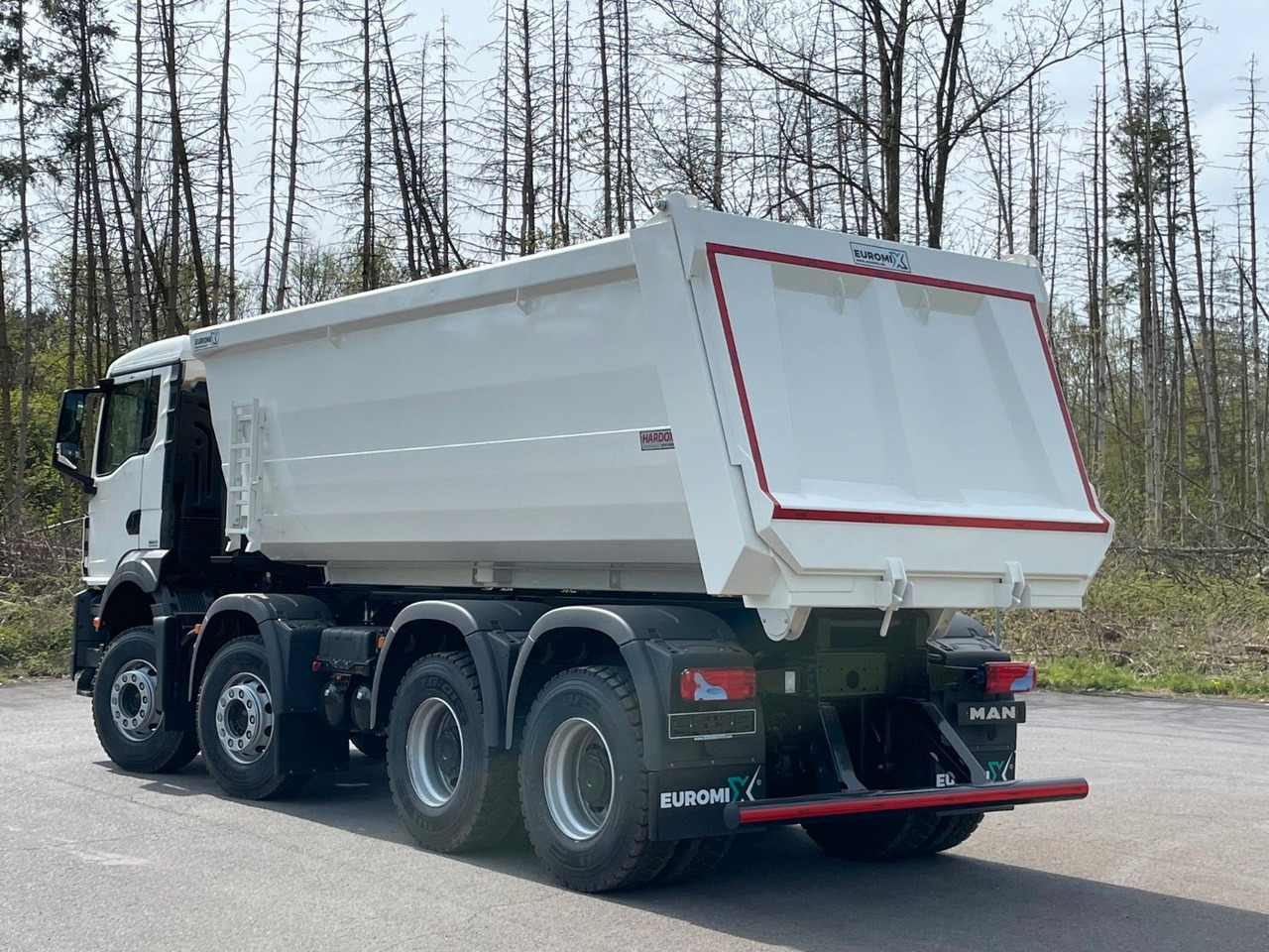 MAN TGS 41.400 8x4 / EUROMIX MTP 20m³/ EURO2 Kipper - Самосвал: фото 5 MAN TGS 41.400 8x4 / EUROMIX MTP 20m³/ EURO2 Kipper - Самосвал: фото 5