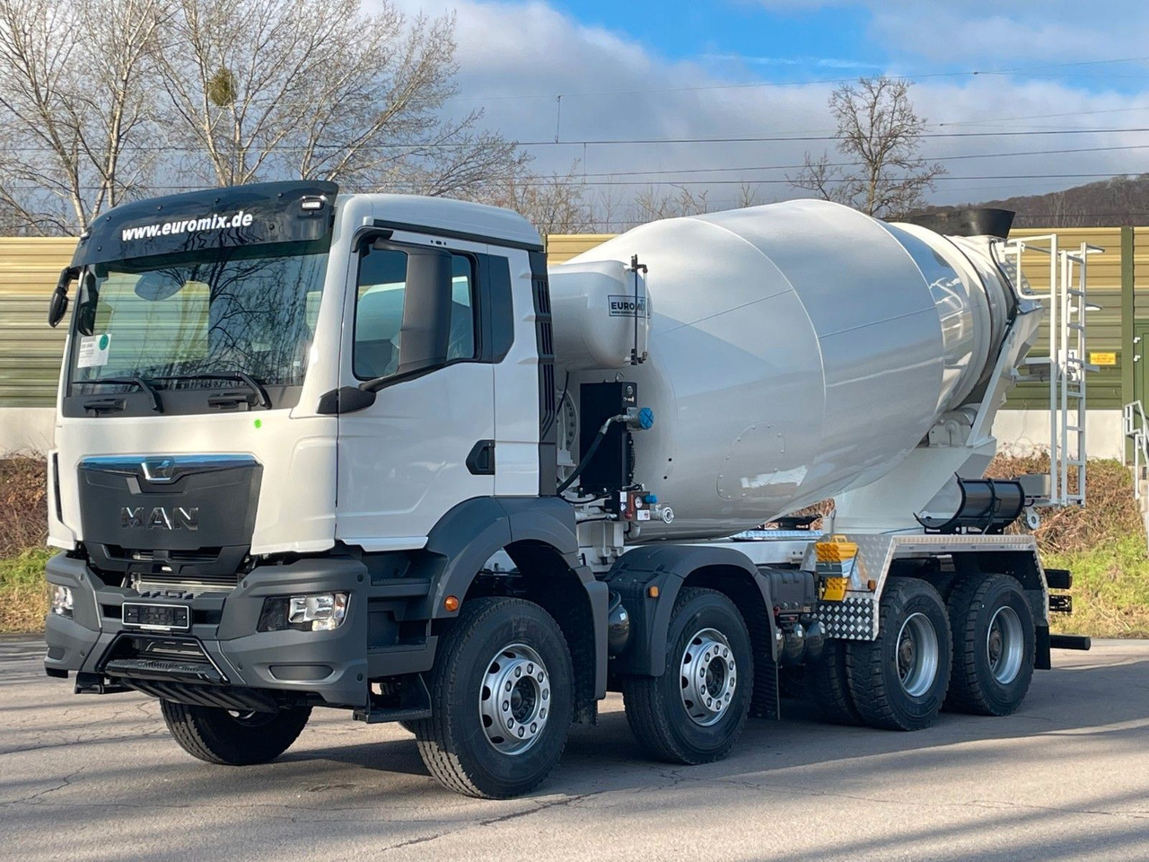 MAN TGS 41.400 8x4 / EuromixMTP EM 10m³ R / EURO 2 - Автобетоносмеситель: фото 1 MAN TGS 41.400 8x4 / EuromixMTP EM 10m³ R / EURO 2 - Автобетоносмеситель: фото 1