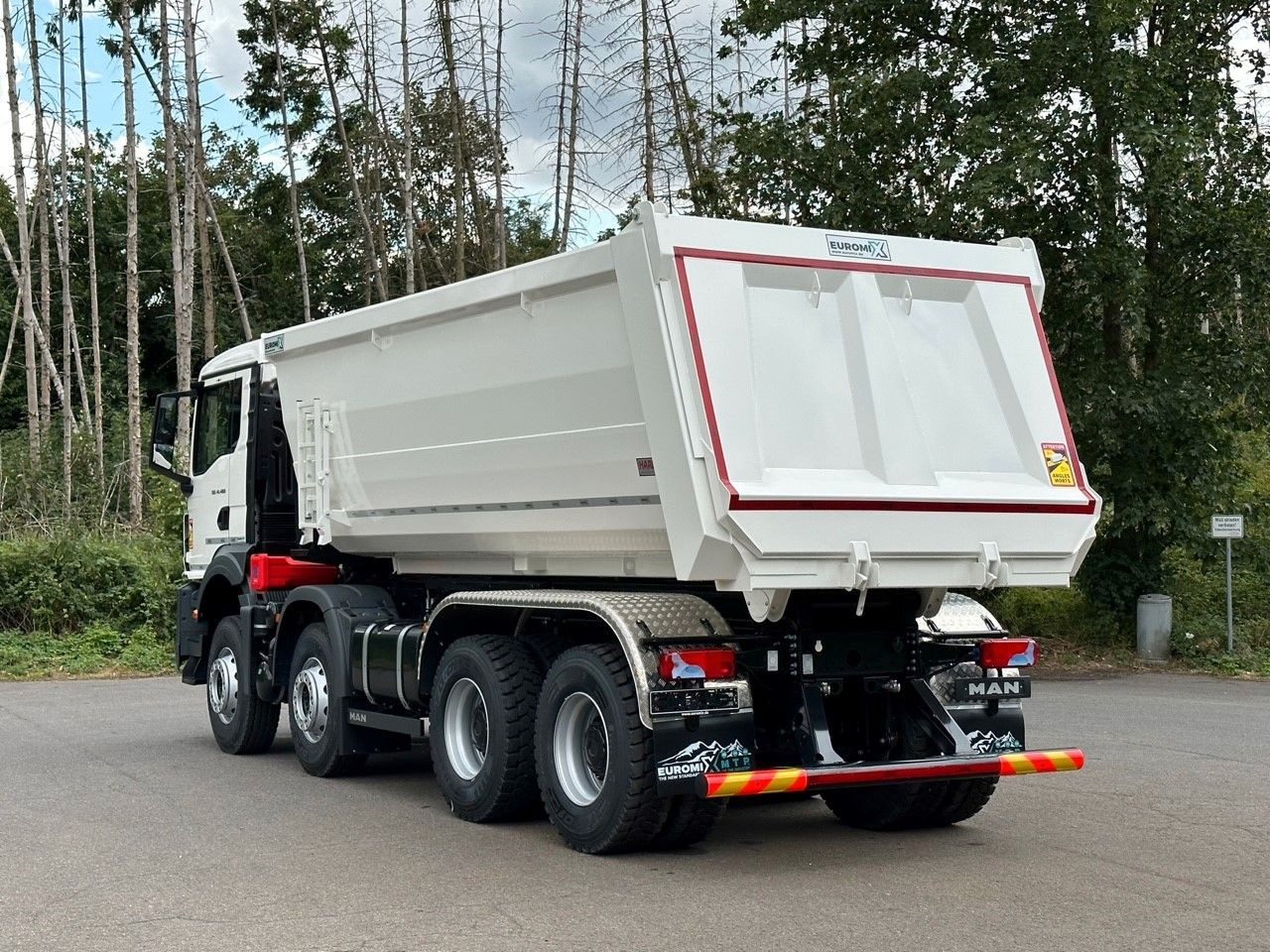 MAN TGS 41.440 8x4 EuromixMTP Mulden-Kipper MAN TGS 41.440 8x4 EuromixMTP Mulden-Kipper - Самосвал: фото 5 MAN TGS 41.440 8x4 EuromixMTP Mulden-Kipper MAN TGS 41.440 8x4 EuromixMTP Mulden-Kipper - Самосвал: фото 5