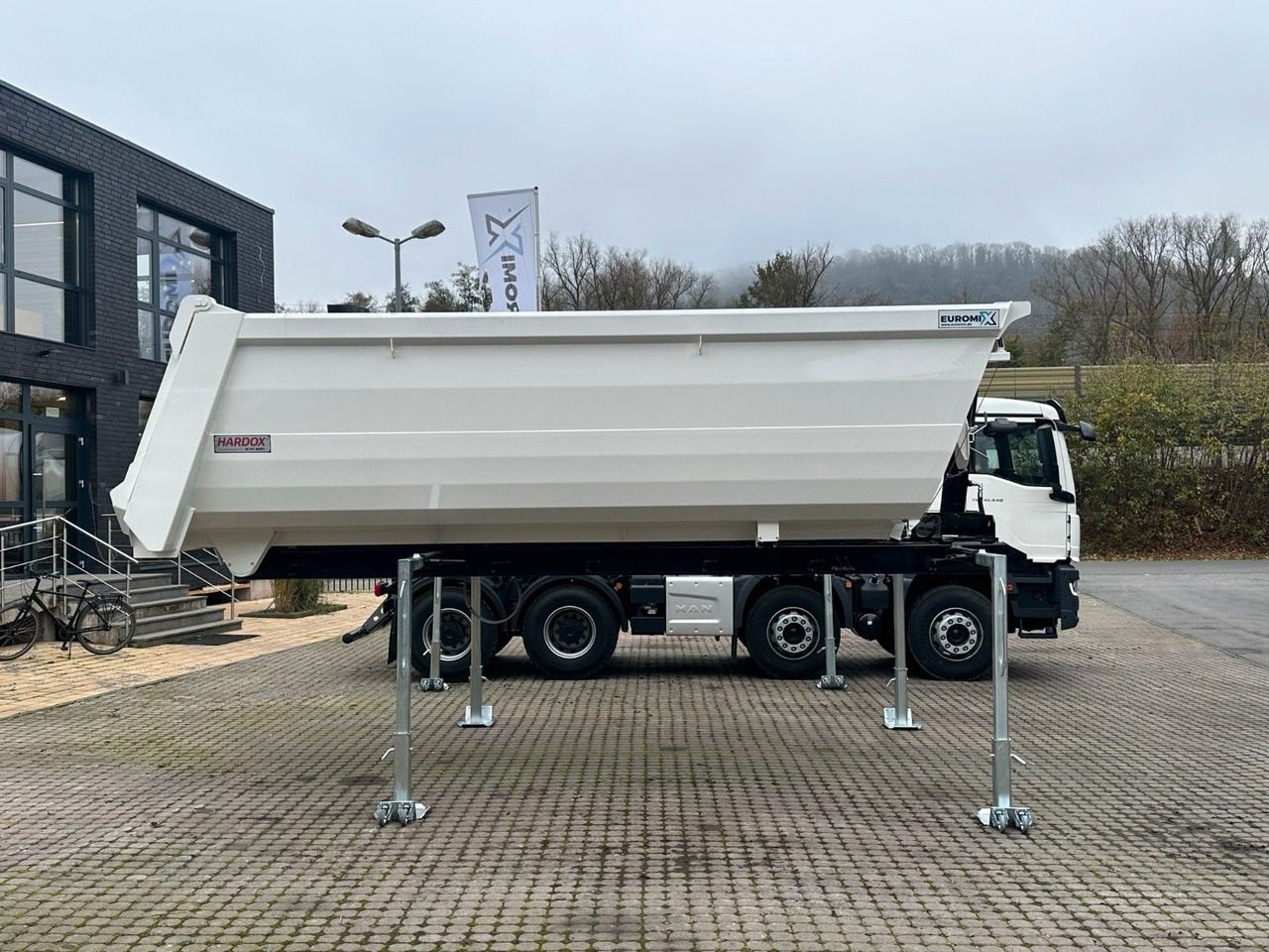 MAN TGS 41.480 8x4 WECHSELSYSTEM KIPPER+MISCHER - Автобетоносмеситель: фото 4 MAN TGS 41.480 8x4 WECHSELSYSTEM KIPPER+MISCHER - Автобетоносмеситель: фото 4