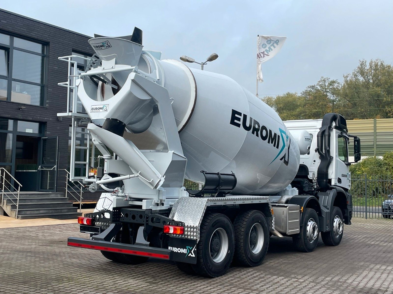 Mercedes-Benz AROCS 5 4142 B 8X4 Euro 3 EuromixMTP EM 10 - Автобетоносмеситель: фото 5 Mercedes-Benz AROCS 5 4142 B 8X4 Euro 3 EuromixMTP EM 10 - Автобетоносмеситель: фото 5