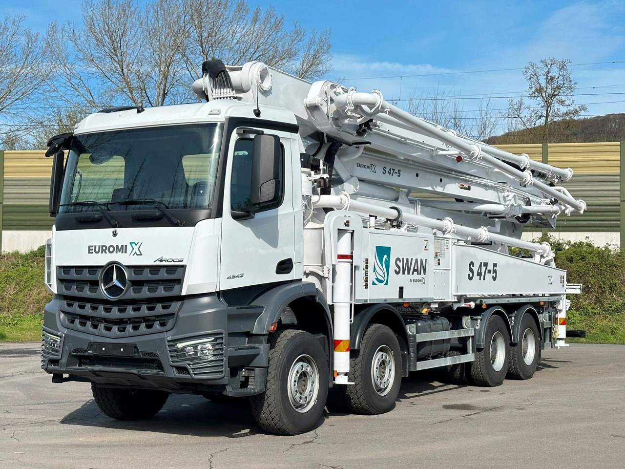 Mercedes-Benz Arocs 5 4542 8x4 SWAN TSP 47-5 160RZ ( 47m ) - Автобетоносмеситель: фото 2 Mercedes-Benz Arocs 5 4542 8x4 SWAN TSP 47-5 160RZ ( 47m ) - Автобетоносмеситель: фото 2
