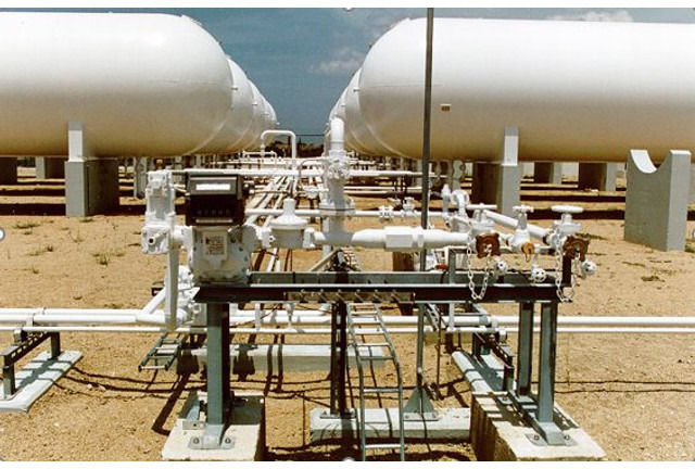 Install & Go, Start a Visser 100m3 LPG Depot Gas, Gaz, LPG, GPL, Propane, Butane tank aboveground Complete LPG filling Depot Basic design according with PED LPG Filling Depot - Топливный бак для Грузовиков: фото 1 Install & Go, Start a Visser 100m3 LPG Depot Gas, Gaz, LPG, GPL, Propane, Butane tank aboveground Complete LPG filling Depot Basic design according with PED LPG Filling Depot - Топливный бак для Грузовиков: фото 1