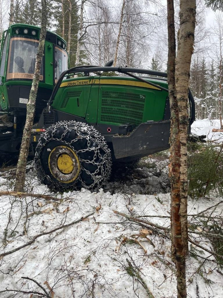 John Deere 1070 G  - Харвестер: фото 5 John Deere 1070 G  - Харвестер: фото 5