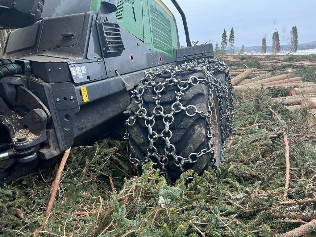 Харвестер John Deere 1170G: фото 21 Харвестер John Deere 1170G: фото 21